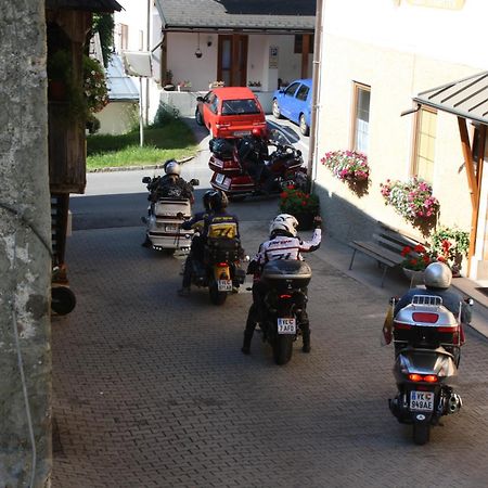 Haus Schluder - Familie Stanitzer Hotell Weissensee Exteriör bild