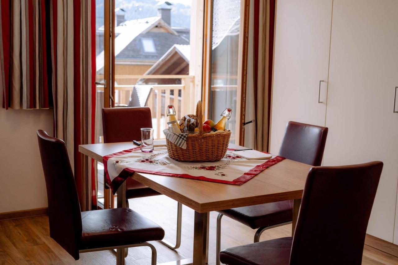 Haus Schluder - Familie Stanitzer Hotell Weissensee Exteriör bild