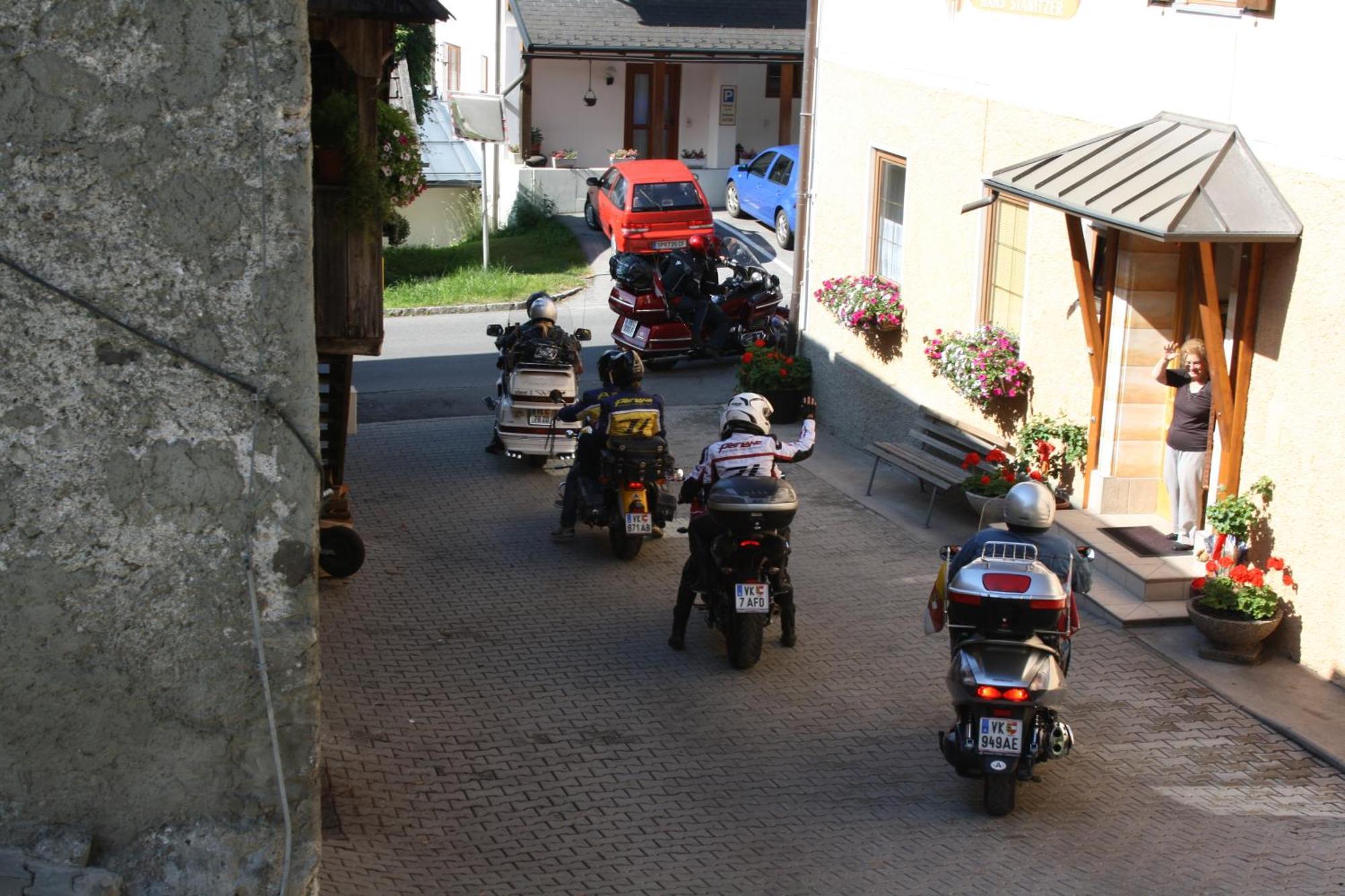 Haus Schluder - Familie Stanitzer Hotell Weissensee Exteriör bild